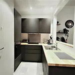 Superbe T2 Au Coeur D'aix-les-bains Avec Wifi - Fr-1-555-47