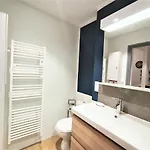 Superbe T2 Au Coeur D'aix-les-bains Avec Wifi - Fr-1-555-47